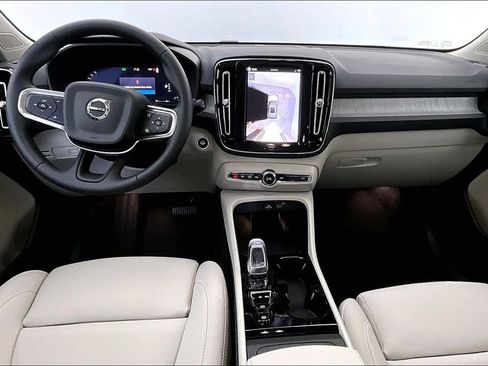 New 2026 Volvo XC40 B5 Ultra w/ Protection Package Premier AWD/4WD image 5