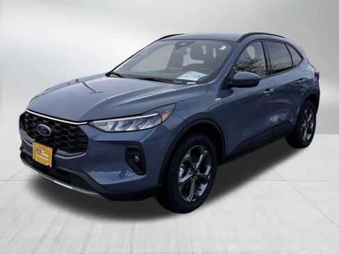 Certified 2025 Ford Escape ST-Line Select image 3