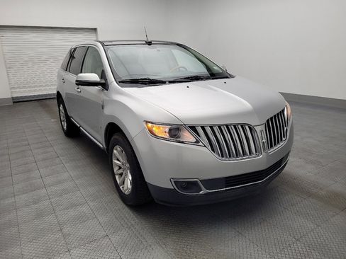 Used 2013 Lincoln MKX image 13