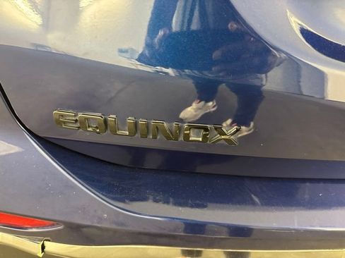 Used 2023 Chevrolet Equinox RS w/ RS Leather Package FWD image 11