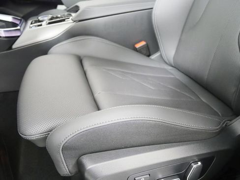 Used 2026 BMW X3 xDrive30 w/ Convenience Package image 9