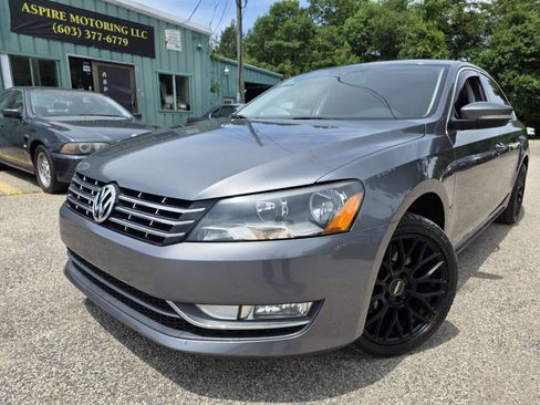 Used 2014 Volkswagen Passat TDI SE FWD image 2