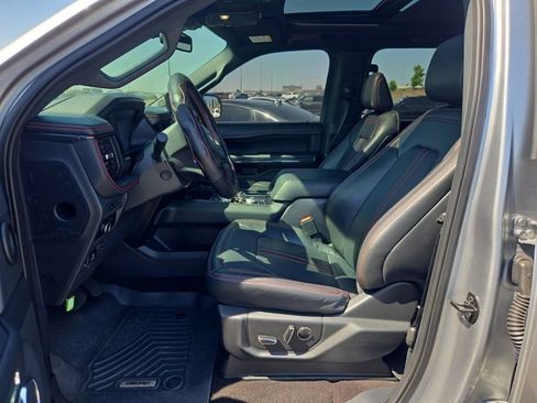 Used 2023 Ford Expedition Limited AWD/4WD image 6