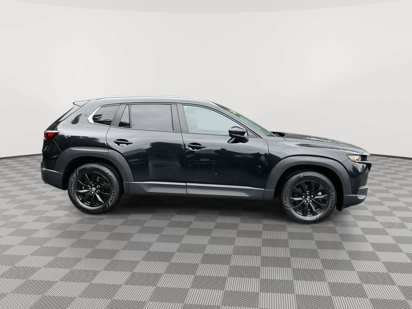 Used 2025 MAZDA CX-50 AWD 2.5 S w/ Premium Package image 4