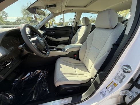 Used 2023 Honda Accord EX image 24