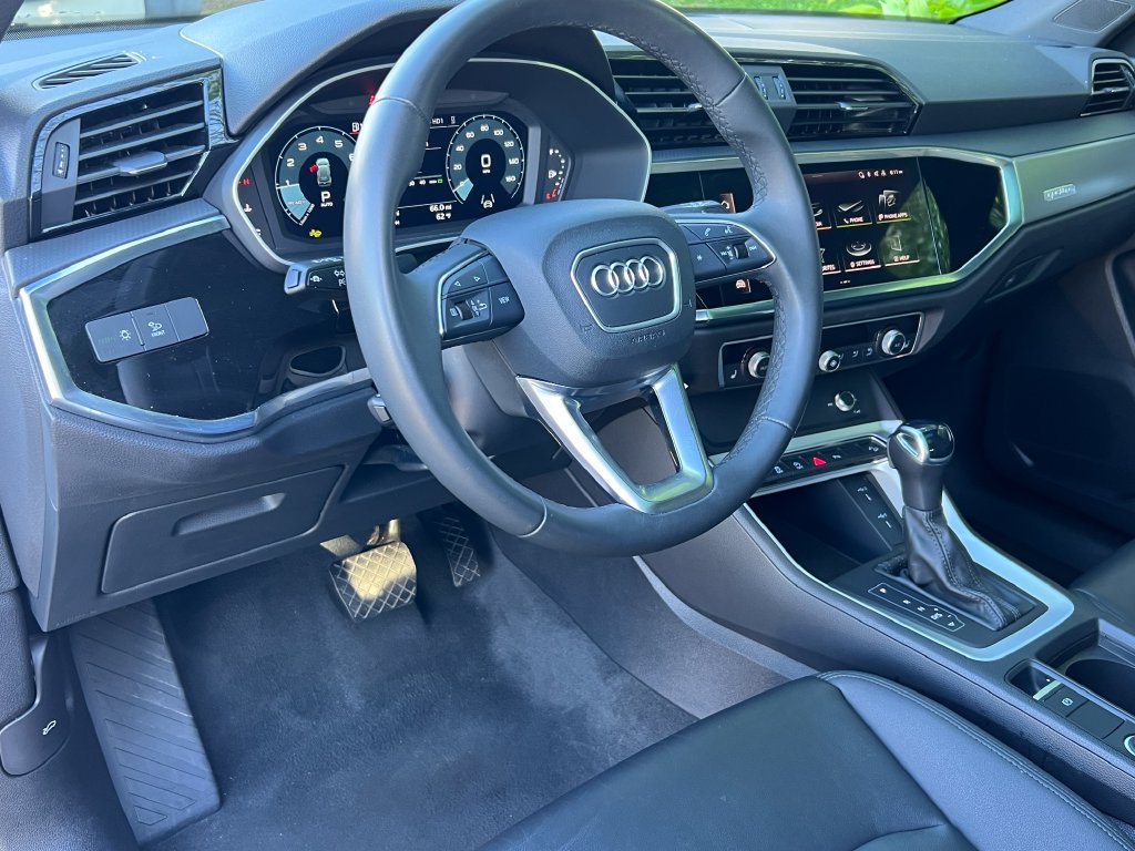 Used 2025 Audi Q3 2.0T Premium AWD/4WD image 18