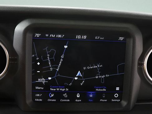 Used 2020 Jeep Gladiator Overland AWD/4WD image 15