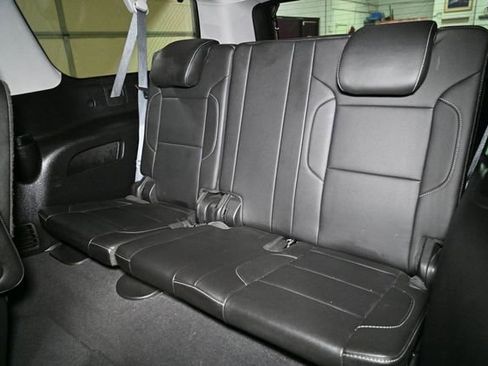 Used 2019 Chevrolet Suburban Premier AWD/4WD image 67