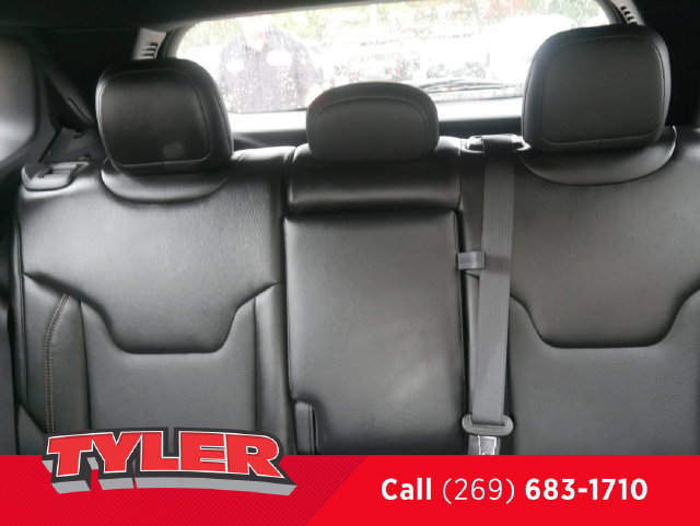 Used 2023 Jeep Compass Latitude AWD/4WD image 41