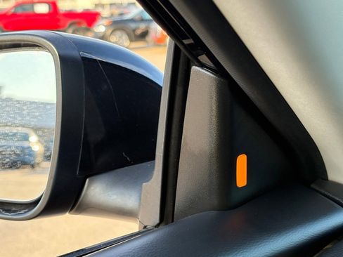 Certified 2025 Nissan Sentra SV image 36