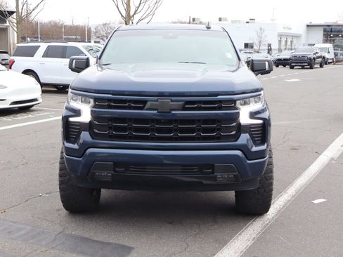 Used 2022 Chevrolet Silverado 1500 RST w/ Convenience Package II image 3