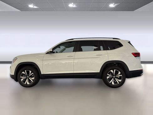 New 2026 Volkswagen Atlas SE image 2