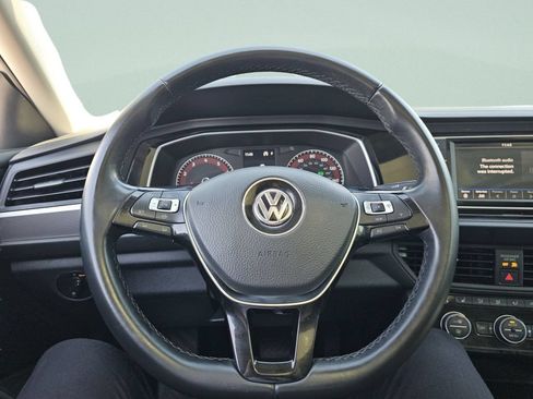 Used 2019 Volkswagen Jetta SE FWD image 29