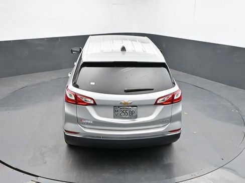 Used 2020 Chevrolet Equinox LT AWD/4WD image 16