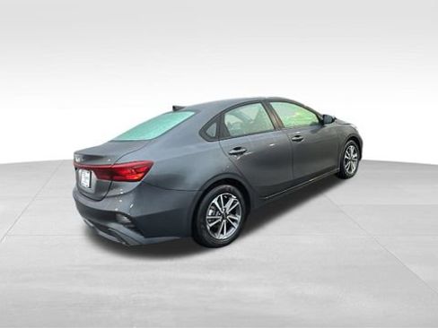 Used 2024 Kia Forte LXS image 34