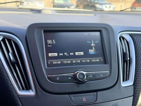 Used 2017 Chevrolet Malibu LS image 20