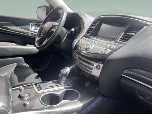 Used 2019 INFINITI QX60 Luxe w/ Essential Package image 22