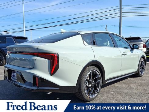 New 2026 Kia K4 GT-Line w/ GT-Line Premium Package image 4