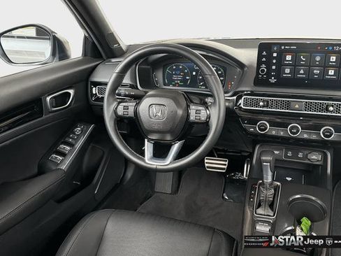 Used 2025 Honda Civic Sport image 14