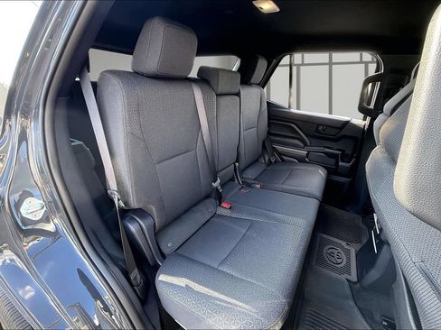 Used 2026 Toyota 4Runner SR5 AWD/4WD image 27