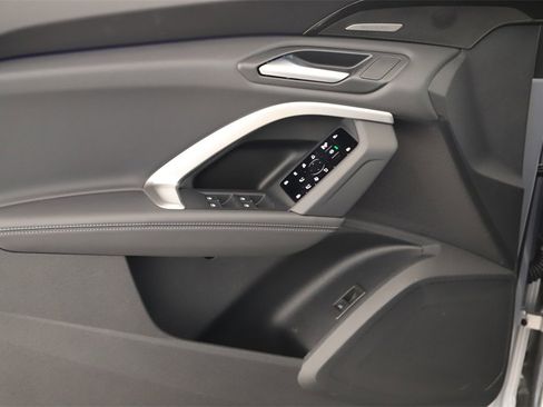 New 2025 Audi Q5 2.0T Premium Plus image 22