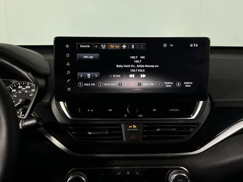 Used 2023 Nissan Altima 2.0 SR image 19