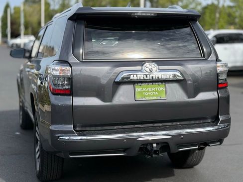 Used 2022 Toyota 4Runner Limited AWD/4WD image 3