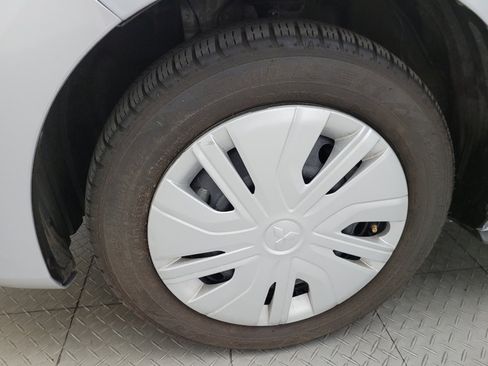 Used 2024 Mitsubishi Mirage ES FWD image 31