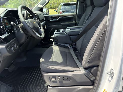New 2026 Chevrolet Silverado 1500 LT AWD/4WD image 9