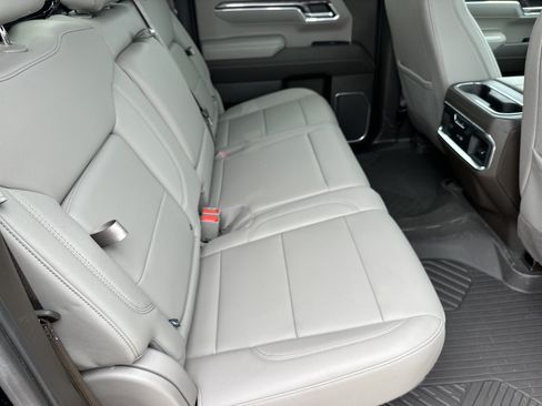 Certified 2023 Chevrolet Silverado 1500 LTZ AWD/4WD image 16