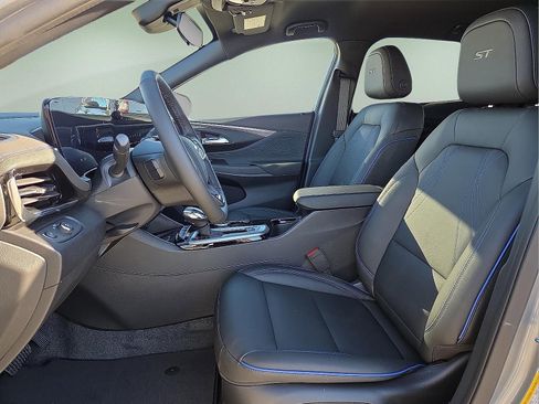 New 2026 Buick Envista Sport Touring w/ Convenience I Package image 15