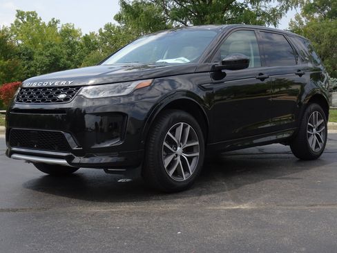 Certified 2025 Land Rover Discovery Sport S AWD/4WD image 6