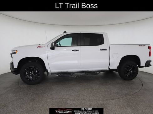 Used 2021 Chevrolet Silverado 1500 LT Trail Boss w/ LT Trail Boss Premium Package AWD/4WD image 6
