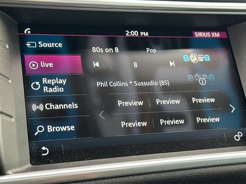 Used 2019 Land Rover Range Rover Evoque SE image 24