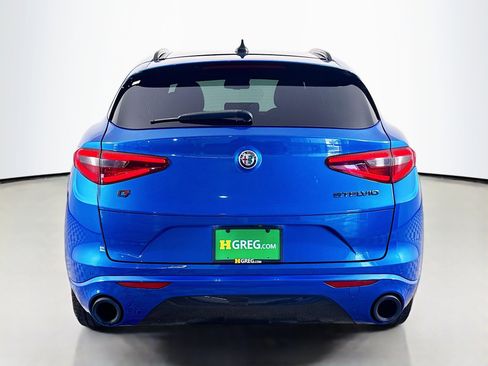 Used 2021 Alfa Romeo Stelvio Ti w/ Nero Edizione image 8