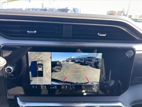 New 2026 GMC Sierra 2500 Denali w/ Denali Reserve Package AWD/4WD image 30