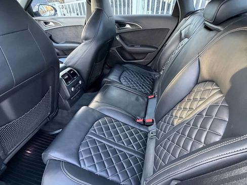 Used 2018 Audi S6 Premium Plus image 17