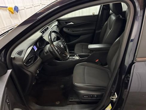 Used 2020 Buick Encore GX Select FWD image 25
