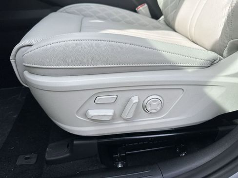 New 2026 Kia Sorento SX Prestige image 12