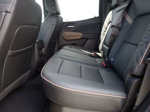 New 2026 GMC Canyon Denali AWD/4WD image 17