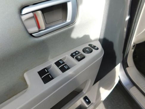 Used 2014 Honda Pilot LX image 12