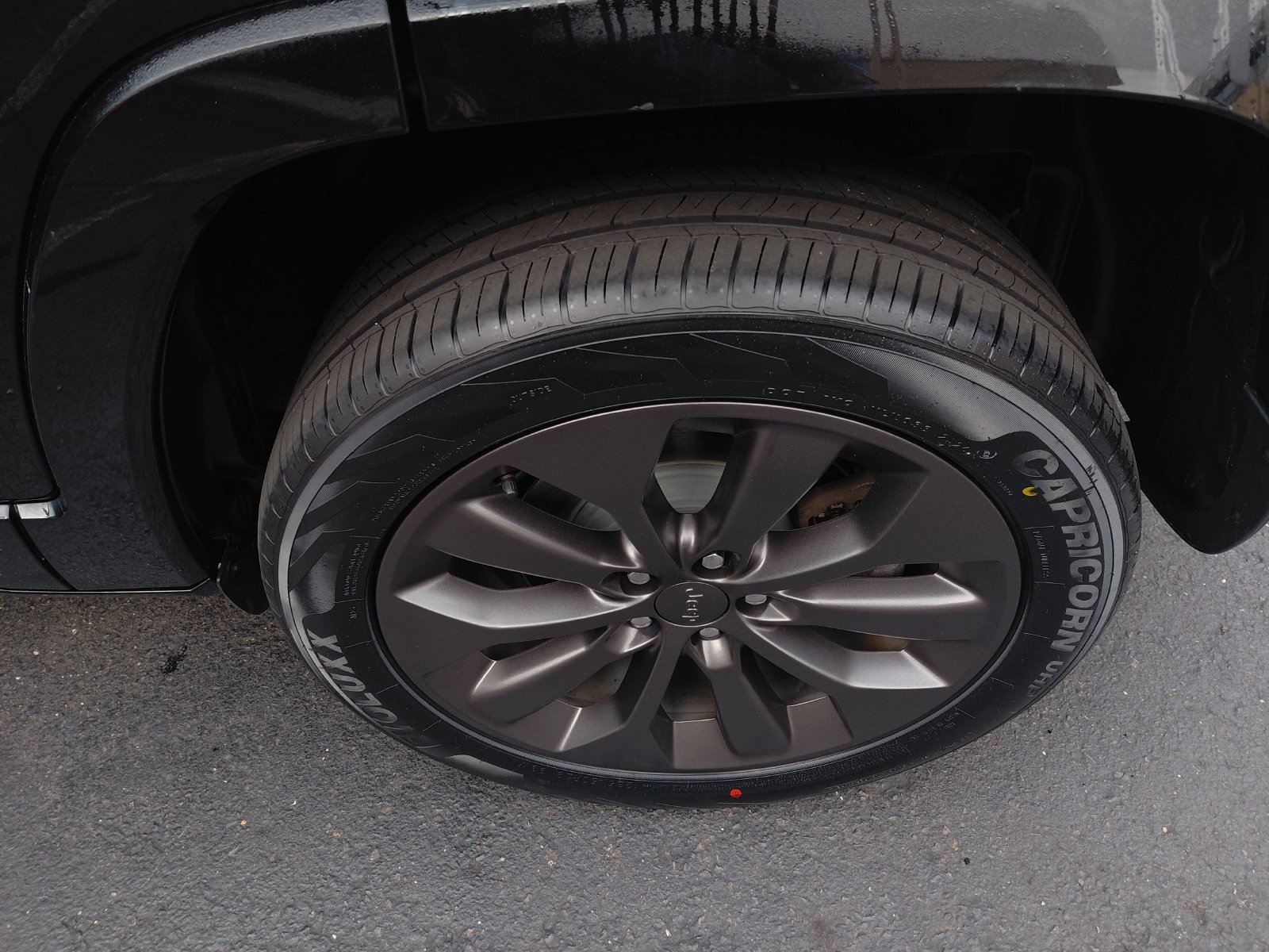 Used 2019 Jeep Cherokee High Altitude AWD/4WD image 27