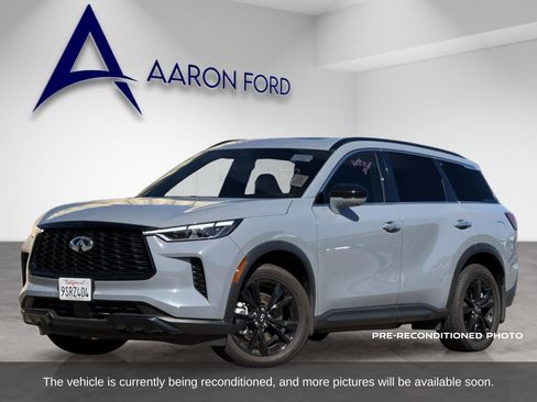 Used 2025 INFINITI QX60 Luxe w/ Black Edition AWD/4WD image 2