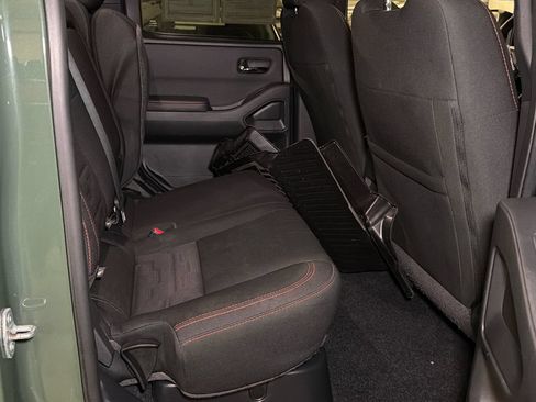 Used 2024 Nissan Frontier PRO-4X w/ Off-Road Protection Package AWD/4WD image 17