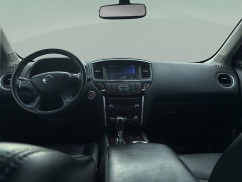 Used 2015 Nissan Pathfinder SL w/ SL Tech Package image 9