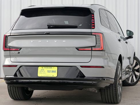 Used 2025 Volvo EX90 Ultra image 5