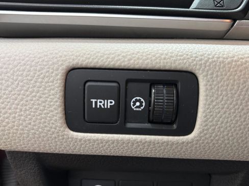 Used 2019 Honda Accord EX image 11