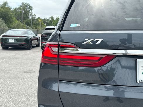 Used 2022 BMW X7 xDrive40i AWD/4WD image 10