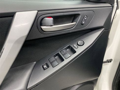 Used 2012 MAZDA MAZDA3 s Touring image 19