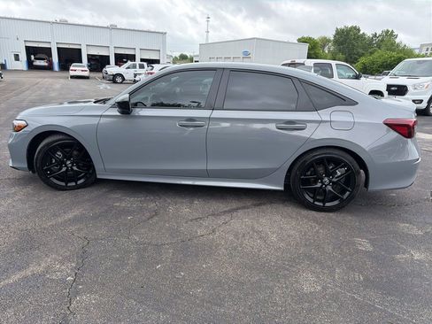 Used 2025 Honda Civic Sport image 6